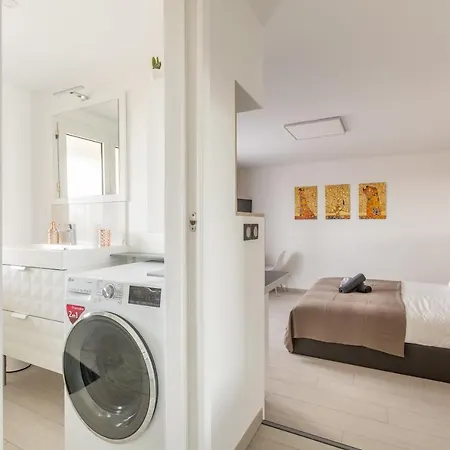Apartment Double 6 Persons Near - Fairytale Factory