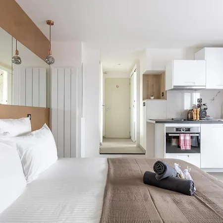 Double 6 Persons Near - Fairytale Factory Bussy-Saint-Georges